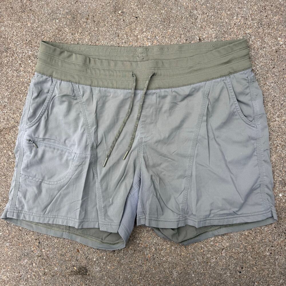 The North Face Sage Green Gray Aphrodite 2.0 Shorts NF0A2UO7 Womens Size XL